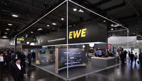 Tradefaiir Booth in grey and yellow